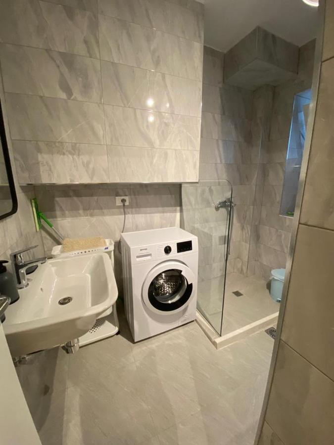 Saranda Beach Apartment المظهر الخارجي الصورة