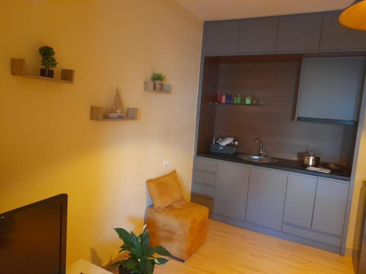 Saranda Beach Apartment المظهر الخارجي الصورة
